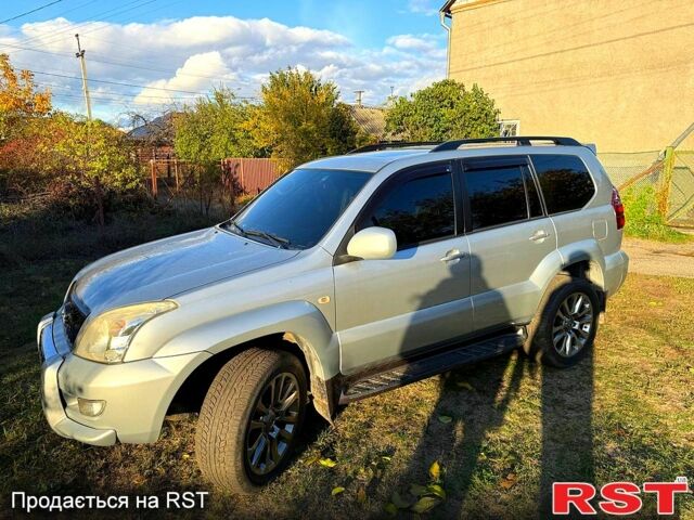 Сірий Тойота Ленд Крузер Прадо, об'ємом двигуна 4 л та пробігом 171 тис. км за 18000 $, фото 1 на Automoto.ua