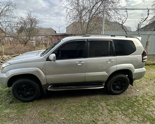 Сірий Тойота Ленд Крузер Прадо, об'ємом двигуна 2.69 л та пробігом 250 тис. км за 13500 $, фото 6 на Automoto.ua