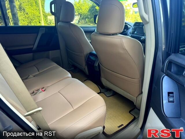 Серый Тойота Ленд Крузер Прадо, объемом двигателя 2.7 л и пробегом 255 тыс. км за 21900 $, фото 7 на Automoto.ua