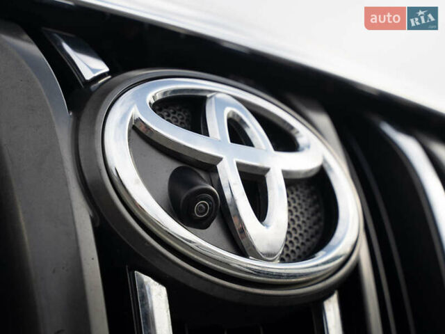 Сірий Тойота Ленд Крузер Прадо, об'ємом двигуна 3.96 л та пробігом 232 тис. км за 22900 $, фото 7 на Automoto.ua