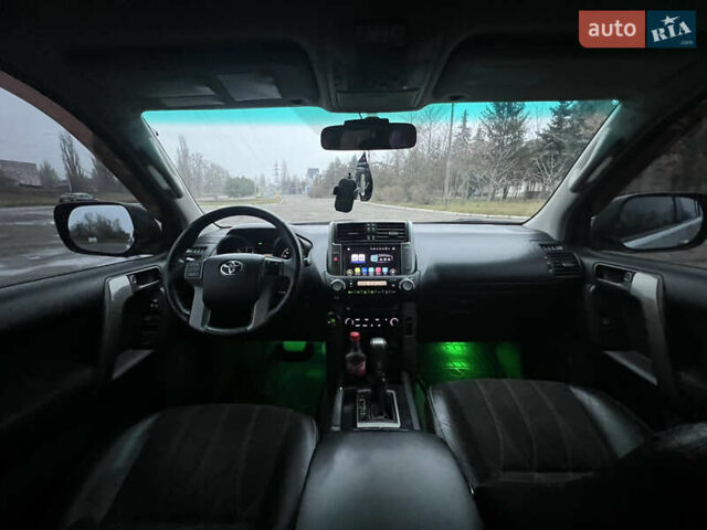 Серый Тойота Ленд Крузер Прадо, объемом двигателя 2.98 л и пробегом 210 тыс. км за 22999 $, фото 13 на Automoto.ua