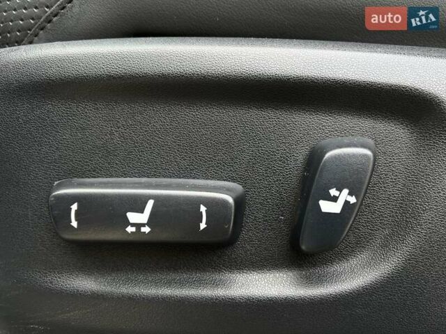 Серый Тойота Ленд Крузер Прадо, объемом двигателя 4 л и пробегом 220 тыс. км за 24300 $, фото 34 на Automoto.ua