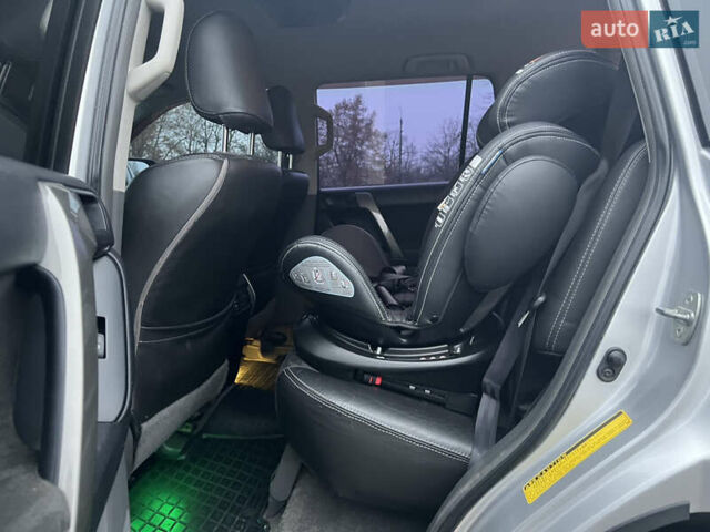 Серый Тойота Ленд Крузер Прадо, объемом двигателя 2.98 л и пробегом 210 тыс. км за 22999 $, фото 15 на Automoto.ua