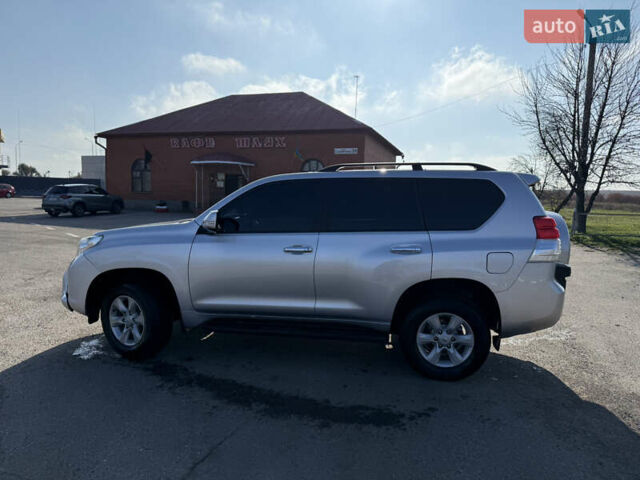 Серый Тойота Ленд Крузер Прадо, объемом двигателя 2.7 л и пробегом 200 тыс. км за 18499 $, фото 3 на Automoto.ua