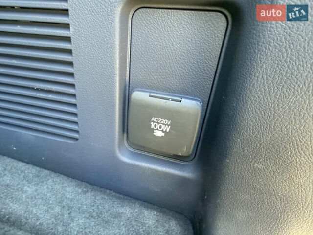 Серый Тойота Ленд Крузер Прадо, объемом двигателя 2.7 л и пробегом 200 тыс. км за 18499 $, фото 15 на Automoto.ua