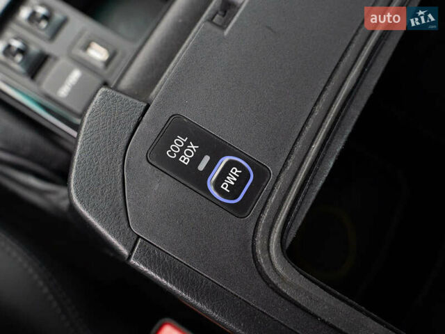 Сірий Тойота Ленд Крузер Прадо, об'ємом двигуна 3.96 л та пробігом 232 тис. км за 22900 $, фото 16 на Automoto.ua