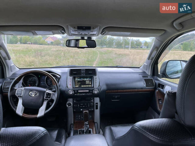 Сірий Тойота Ленд Крузер Прадо, об'ємом двигуна 2.98 л та пробігом 240 тис. км за 24500 $, фото 2 на Automoto.ua