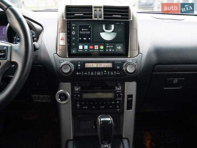 Сірий Тойота Ленд Крузер Прадо, об'ємом двигуна 3.96 л та пробігом 232 тис. км за 22900 $, фото 13 на Automoto.ua