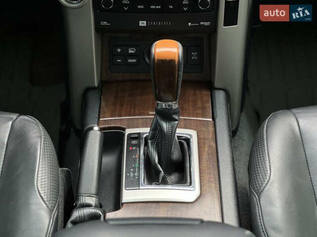 Серый Тойота Ленд Крузер Прадо, объемом двигателя 4 л и пробегом 220 тыс. км за 24300 $, фото 29 на Automoto.ua