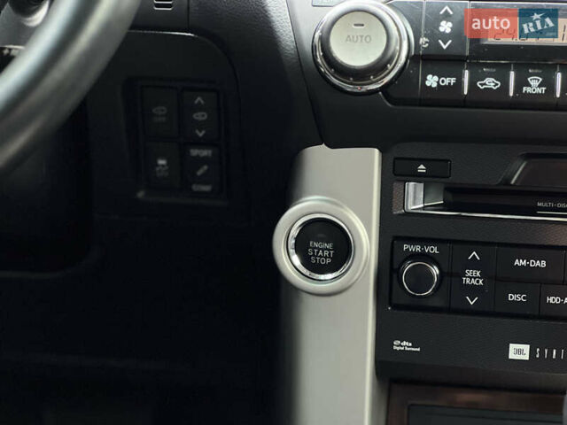 Серый Тойота Ленд Крузер Прадо, объемом двигателя 4 л и пробегом 220 тыс. км за 24300 $, фото 30 на Automoto.ua