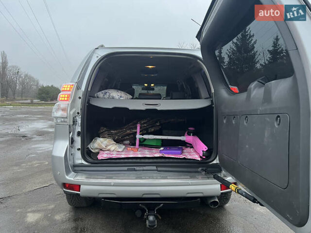 Серый Тойота Ленд Крузер Прадо, объемом двигателя 2.98 л и пробегом 210 тыс. км за 22999 $, фото 20 на Automoto.ua