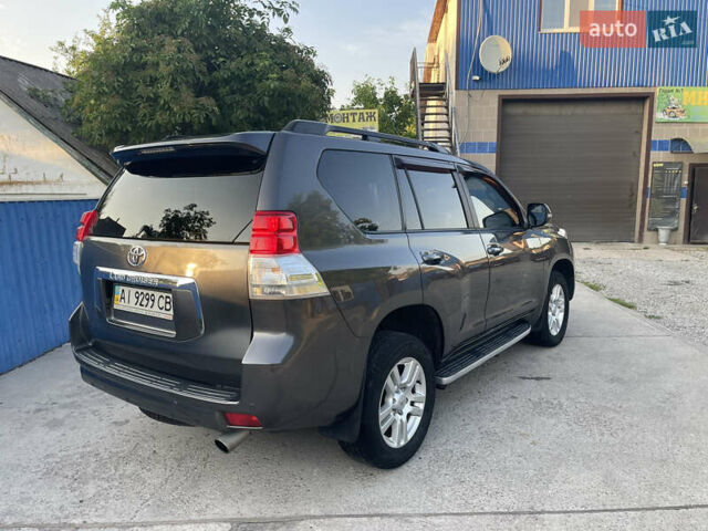 Серый Тойота Ленд Крузер Прадо, объемом двигателя 3 л и пробегом 478 тыс. км за 21500 $, фото 7 на Automoto.ua