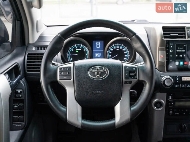 Сірий Тойота Ленд Крузер Прадо, об'ємом двигуна 3.96 л та пробігом 232 тис. км за 22900 $, фото 11 на Automoto.ua