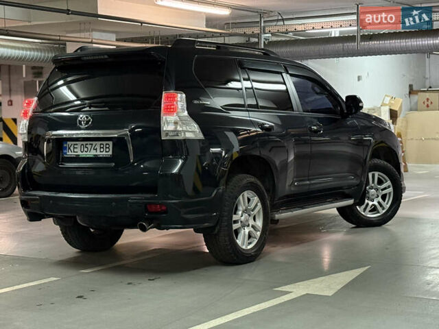 Серый Тойота Ленд Крузер Прадо, объемом двигателя 4 л и пробегом 200 тыс. км за 24500 $, фото 5 на Automoto.ua