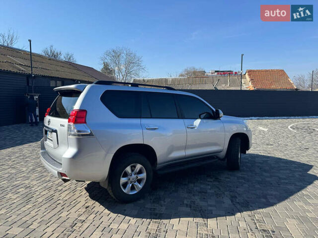 Серый Тойота Ленд Крузер Прадо, объемом двигателя 2.69 л и пробегом 104 тыс. км за 21500 $, фото 2 на Automoto.ua