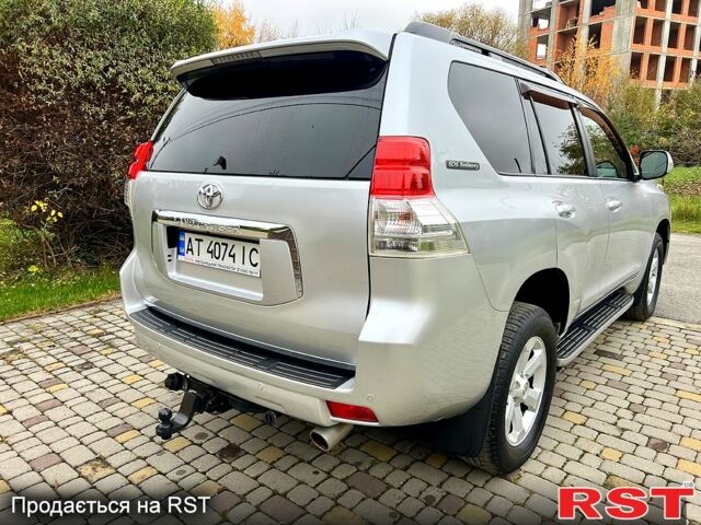 Серый Тойота Ленд Крузер Прадо, объемом двигателя 4 л и пробегом 272 тыс. км за 22700 $, фото 6 на Automoto.ua