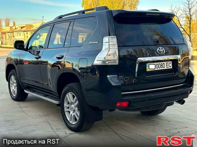 Сірий Тойота Ленд Крузер Прадо, об'ємом двигуна 4 л та пробігом 240 тис. км за 22950 $, фото 5 на Automoto.ua