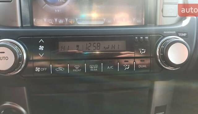 Серый Тойота Ленд Крузер Прадо, объемом двигателя 3 л и пробегом 158 тыс. км за 25000 $, фото 19 на Automoto.ua