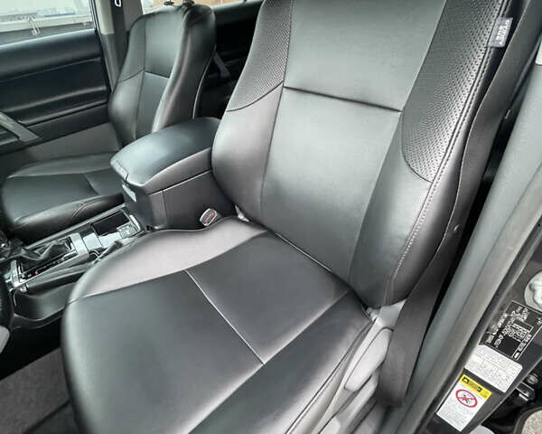 Серый Тойота Ленд Крузер Прадо, объемом двигателя 2.98 л и пробегом 139 тыс. км за 28000 $, фото 19 на Automoto.ua