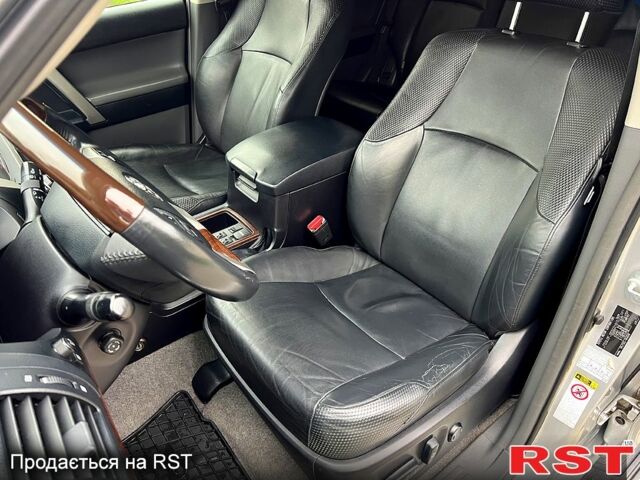 Серый Тойота Ленд Крузер Прадо, объемом двигателя 4 л и пробегом 272 тыс. км за 22700 $, фото 10 на Automoto.ua