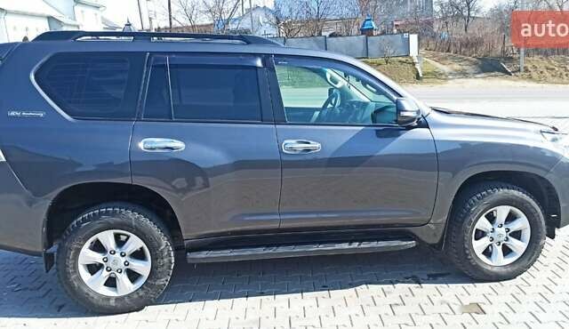 Серый Тойота Ленд Крузер Прадо, объемом двигателя 3 л и пробегом 158 тыс. км за 25000 $, фото 6 на Automoto.ua