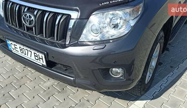 Серый Тойота Ленд Крузер Прадо, объемом двигателя 3 л и пробегом 158 тыс. км за 25000 $, фото 3 на Automoto.ua