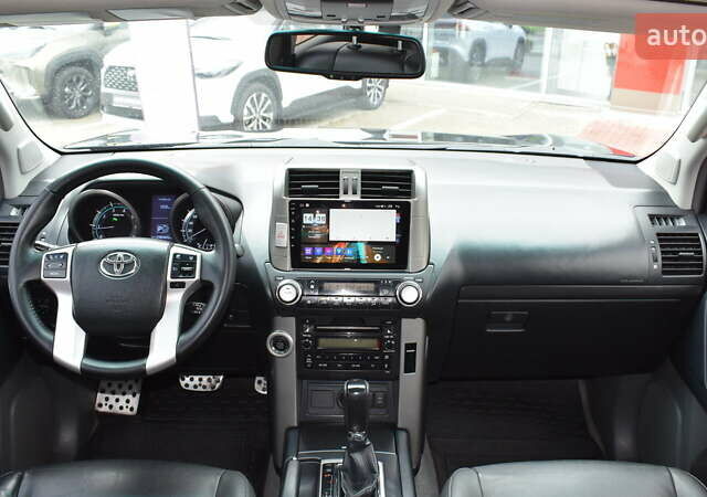 Серый Тойота Ленд Крузер Прадо, объемом двигателя 3.96 л и пробегом 295 тыс. км за 25900 $, фото 7 на Automoto.ua