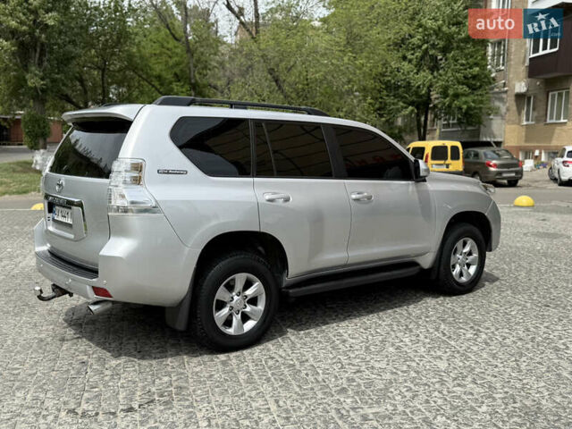 Тойота Ленд Крузер Прадо 2012 в Харькове на Automoto.ua Серый Тойота Ленд Крузер Прадо, объемом двигателя 4 л и пробегом 170 тыс. км за 20000 $, фото 4 на Automoto.ua