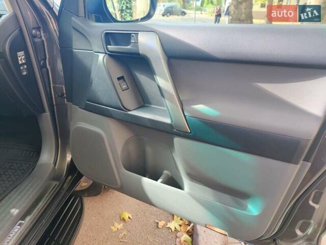 Сірий Тойота Ленд Крузер Прадо, об'ємом двигуна 3 л та пробігом 113 тис. км за 23000 $, фото 14 на Automoto.ua