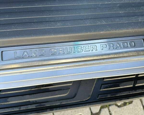 Серый Тойота Ленд Крузер Прадо, объемом двигателя 2.98 л и пробегом 280 тыс. км за 24000 $, фото 24 на Automoto.ua