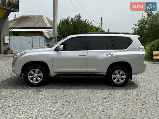 Тойота Ленд Крузер Прадо 2012 в Харькове на Automoto.ua Серый Тойота Ленд Крузер Прадо, объемом двигателя 4 л и пробегом 170 тыс. км за 20000 $, фото 11 на Automoto.ua