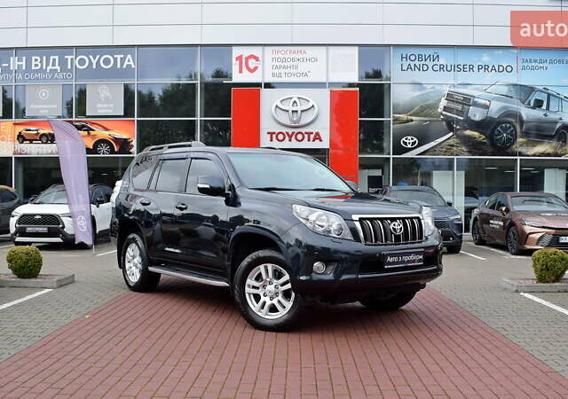 Серый Тойота Ленд Крузер Прадо, объемом двигателя 3.96 л и пробегом 295 тыс. км за 25900 $, фото 18 на Automoto.ua