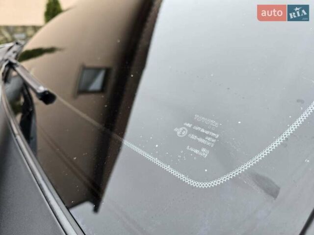 Серый Тойота Ленд Крузер Прадо, объемом двигателя 3 л и пробегом 281 тыс. км за 21900 $, фото 65 на Automoto.ua