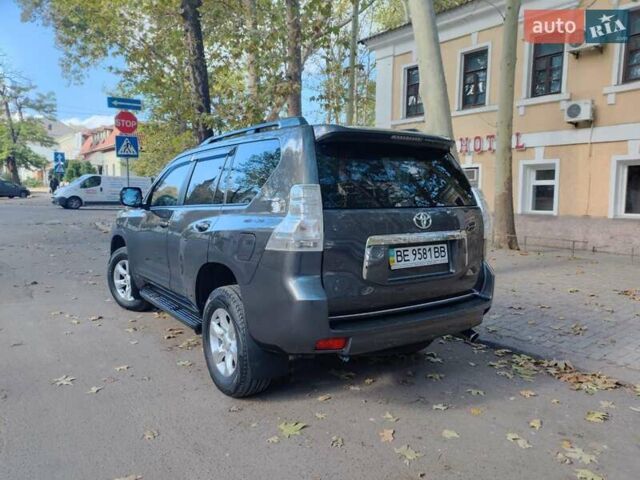 Сірий Тойота Ленд Крузер Прадо, об'ємом двигуна 3 л та пробігом 113 тис. км за 23000 $, фото 4 на Automoto.ua