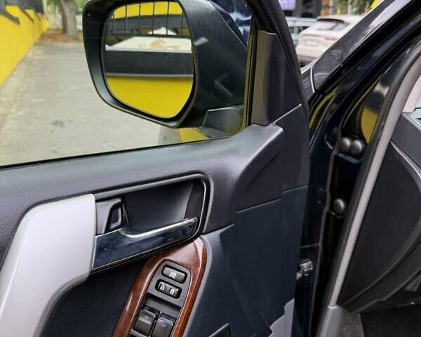 Серый Тойота Ленд Крузер Прадо, объемом двигателя 2.98 л и пробегом 267 тыс. км за 26000 $, фото 5 на Automoto.ua