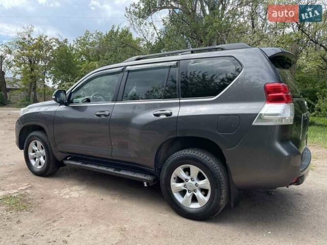 Сірий Тойота Ленд Крузер Прадо, об'ємом двигуна 3.96 л та пробігом 201 тис. км за 25000 $, фото 1 на Automoto.ua