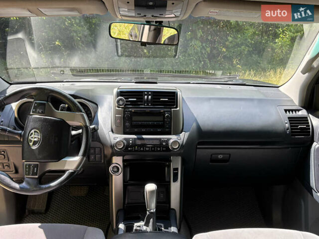 Сірий Тойота Ленд Крузер Прадо, об'ємом двигуна 2.98 л та пробігом 347 тис. км за 24000 $, фото 11 на Automoto.ua