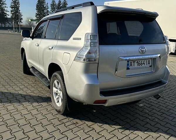 Серый Тойота Ленд Крузер Прадо, объемом двигателя 2.98 л и пробегом 280 тыс. км за 24000 $, фото 6 на Automoto.ua