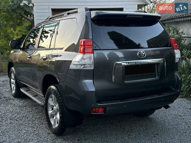 Серый Тойота Ленд Крузер Прадо, объемом двигателя 2.69 л и пробегом 173 тыс. км за 23900 $, фото 1 на Automoto.ua