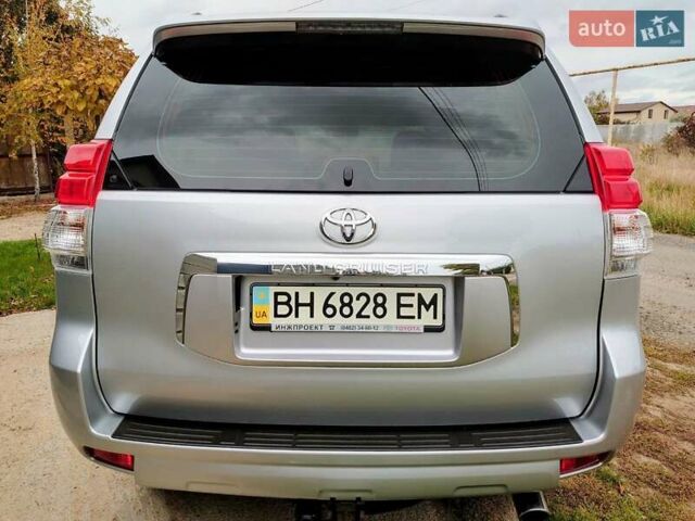 Сірий Тойота Ленд Крузер Прадо, об'ємом двигуна 3.96 л та пробігом 160 тис. км за 27000 $, фото 1 на Automoto.ua