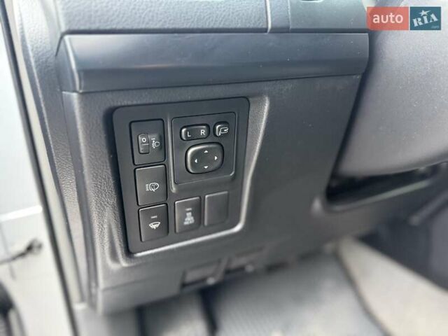 Сірий Тойота Ленд Крузер Прадо, об'ємом двигуна 2.98 л та пробігом 244 тис. км за 25500 $, фото 28 на Automoto.ua