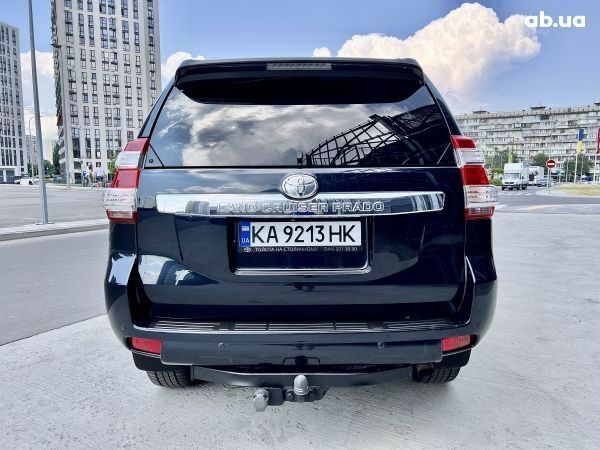 Серый Тойота Ленд Крузер Прадо, объемом двигателя 3 л и пробегом 140 тыс. км за 33500 $, фото 6 на Automoto.ua