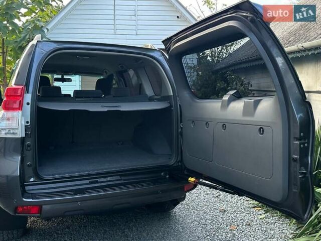 Серый Тойота Ленд Крузер Прадо, объемом двигателя 2.69 л и пробегом 173 тыс. км за 23900 $, фото 12 на Automoto.ua