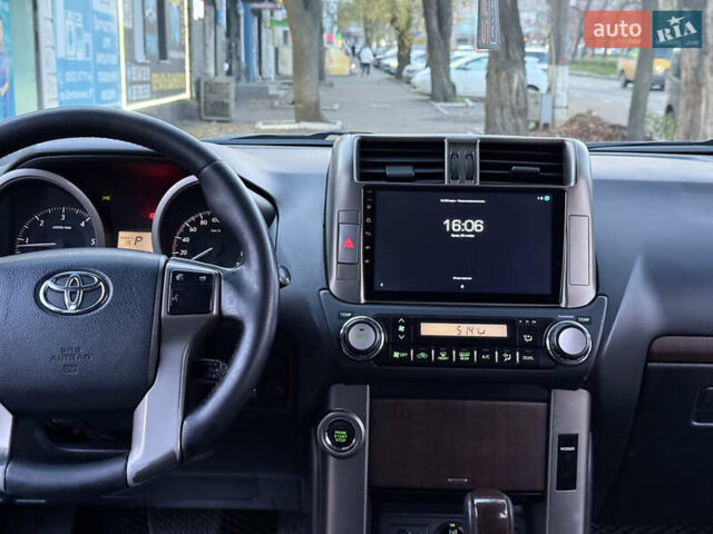 Серый Тойота Ленд Крузер Прадо, объемом двигателя 3 л и пробегом 259 тыс. км за 23500 $, фото 29 на Automoto.ua