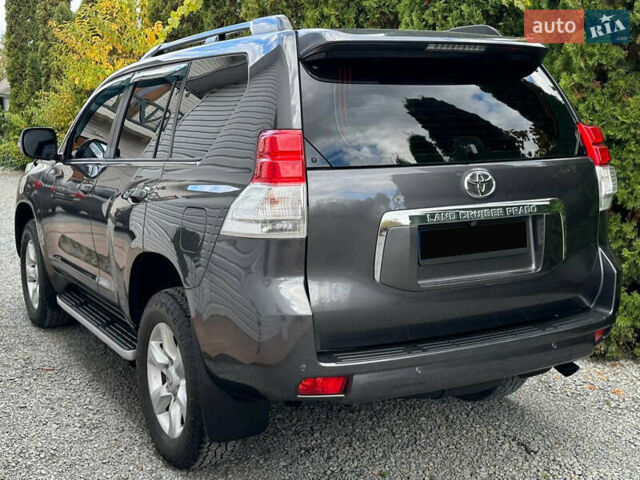 Серый Тойота Ленд Крузер Прадо, объемом двигателя 2.7 л и пробегом 173 тыс. км за 22900 $, фото 3 на Automoto.ua