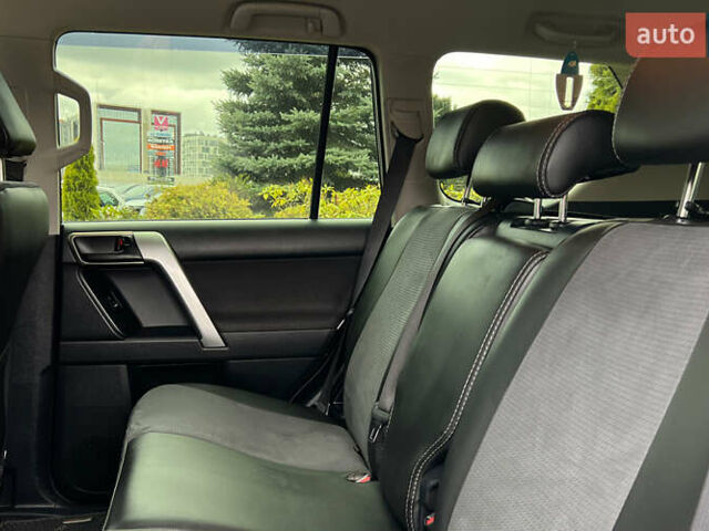 Серый Тойота Ленд Крузер Прадо, объемом двигателя 2.98 л и пробегом 126 тыс. км за 30800 $, фото 19 на Automoto.ua