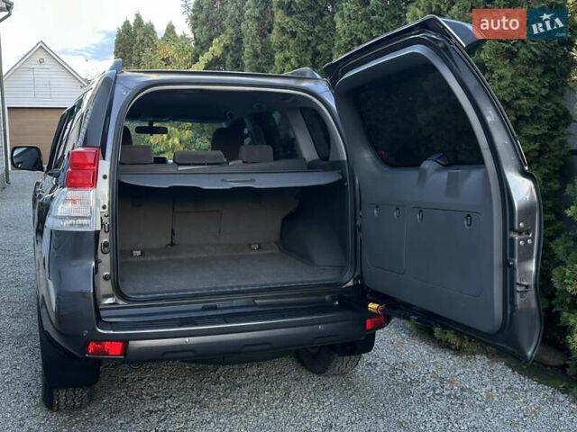 Серый Тойота Ленд Крузер Прадо, объемом двигателя 2.7 л и пробегом 173 тыс. км за 22900 $, фото 18 на Automoto.ua