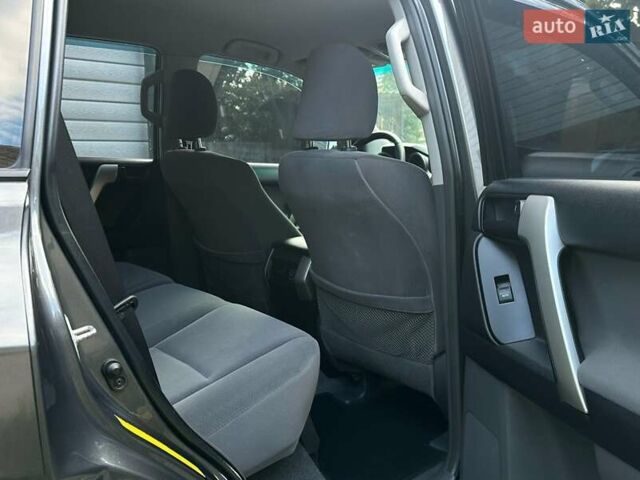 Серый Тойота Ленд Крузер Прадо, объемом двигателя 2.69 л и пробегом 173 тыс. км за 23900 $, фото 9 на Automoto.ua