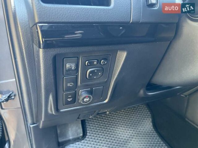 Серый Тойота Ленд Крузер Прадо, объемом двигателя 2.7 л и пробегом 238 тыс. км за 23558 $, фото 18 на Automoto.ua