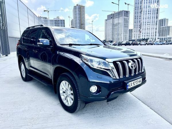 Серый Тойота Ленд Крузер Прадо, объемом двигателя 3 л и пробегом 140 тыс. км за 33500 $, фото 2 на Automoto.ua